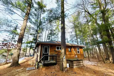 Image de Lakefront privé près de Castle Rock, Wi Dells, Vtt, poissons, golf, randonnée, nager, animaux de compagnie