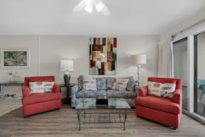 Image de Crystal Sands Condo, directement sur la plage, ouvert le 13-20-20 juillet 27