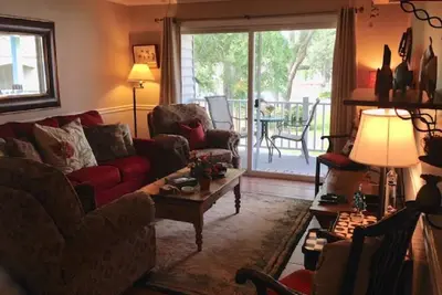 Image de May Spc. Réservez 3 Nites / 4th Free! Fermer 2 plage et jetée. Grt Commodités!