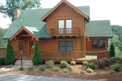 Image de Scenic Log Cabin sur 12 Acres