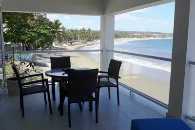 Image de Nouveau Condo 2bd Beachfront dans le centre de Cabarete, vue sur la mer, près de tout!
