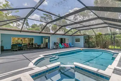 Image de Golf Front 5 Bedroom Pool Home Downtown Melbourne