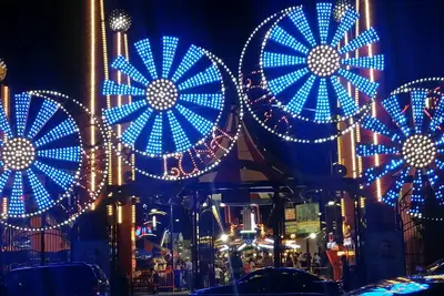 Image de Coney Island ** 1 Bloc De La Plage & Area Amusements Cafe Amphitheater