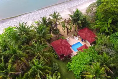 Image de Villa Paraiso- Votre Propre Piscine PRIVÉE! Sur La Plage! Soulagement de la chaleur Ac 4! Vélos / Kayaks