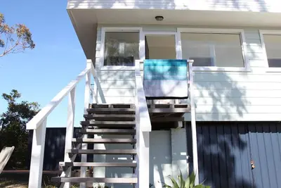 Image de Salt une maison de plage Currarong. 6 chambres et chien amical