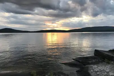 Image de Cabine rustique au bord du lac mise à jour au lac Branch près de Bar Harbor / Acadia Nat'l Park
