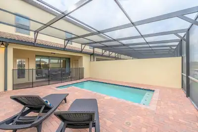 Image de Villa neuve dans un complexe incroyable