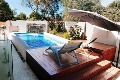 Image de Eagle Bay Beach Retreat Steps from the Sands