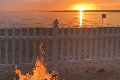 Image de Le meilleur emplacement à Sylvan Beach! ! \"Caps Blanc\" Maison De Plage