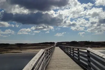 Image de Passerelle Beach Cottage (3 min Ă pied) mignon, propre et confortable (Ocean Street)