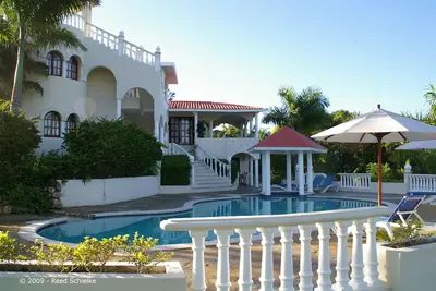 Image de Villa au paradis - Privé et le plus bas tout compris - 75 $. 00! !