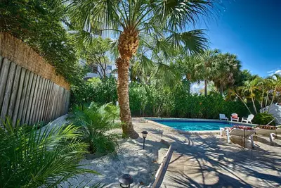 Image de Boca, Ocean, piscine! Étapes pour Sand & Surf, restaurants, boutiques! Meilleur emplacement! Appel!