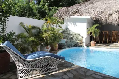 Image de Abordable Villa PRIVÉE Oceanside, Staffed, Piscine, Pas Un Temps Partager