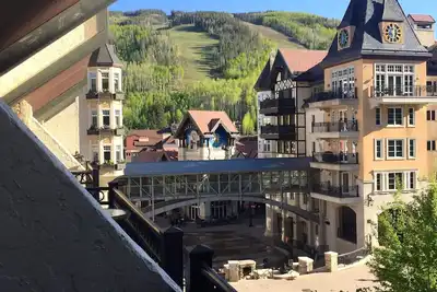 Image de 1 minute à pied de Ski Lift & Gondola! Studio Pour 4 Au Coeur De Vail Lionshead