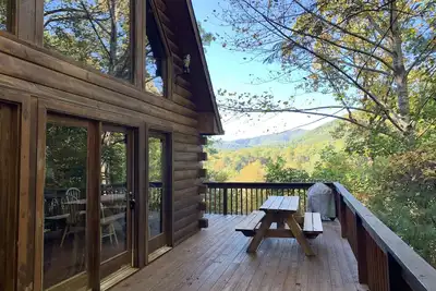 Image de Cabane rustique avec une vue magnifique
