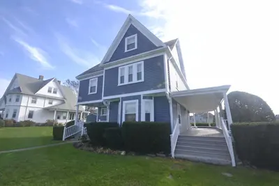 Image de Grandes victoriennes, grands porches, étapes de la plage