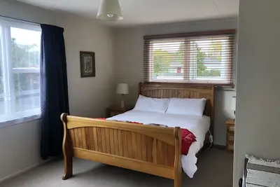 Image de Maison ensoleillée spacieuse et bien équipée à Geraldine