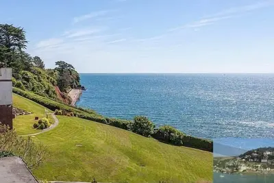 Image de Appartement en première ligne de plage. Balcon. Vue mer exceptionnelle. Plage à 100 mètres.