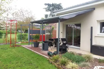 Image de meublé tout équipé proche de Bourges Aux 3 Pommes