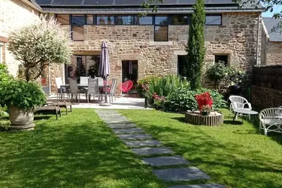Image de Maison de caractère avec  piscine