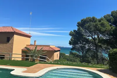 Image de Splendide vue mer, à 100 m. de la plage, piscine, barbecue, connexion Wi-Fi Internet