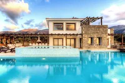 Image de Villa de luxe Isabella avec piscine privée et vue panoramique sur la mer, Sisi, Crète