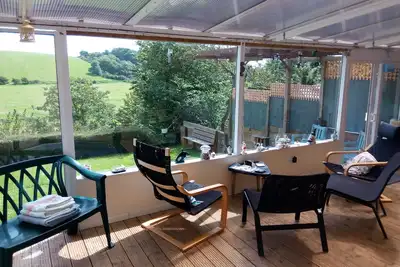 Image de Bel appartement lumineux avec jardin et WiFi donnant sur la réserve Rspb. Brading