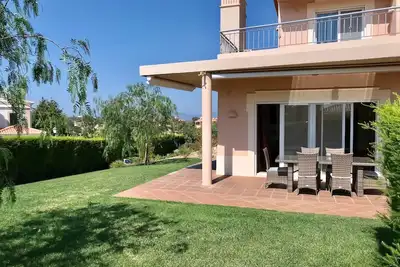 Image de Luxury 3 bed condo on golf complex