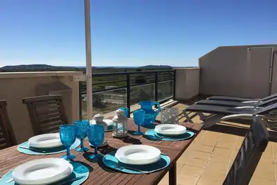 Image de Take Advantage Of July And August! Penthouse with Unique terrace with Bbq and chill-out!