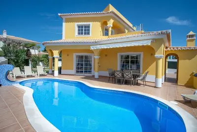 Image de À distance de marche de Carvoeiro, idéal pour les familles et les couples, plein Ac