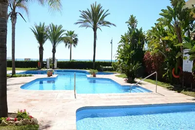 Image de Appartement de luxe en bord de mer - Arruzafa Playa Ii Ap-5002