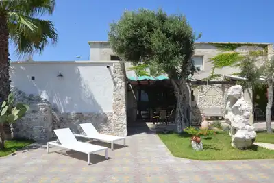 Image de Roca Vecchia: Villa sur la mer, avec jardin et véranda!