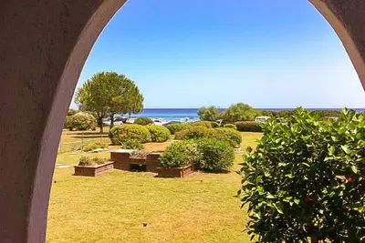 Image de propose Villa en bord de mer à Costa Rei, près de Cagliari