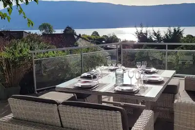 Image de Veyrier-Du-Lac, face au lac d Annecy, magnifique villa 8 per, Piscine / Jacuzzi