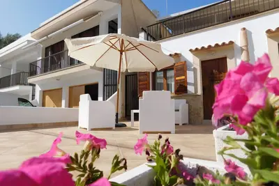Image de Casa Es Port - Première ligne du port