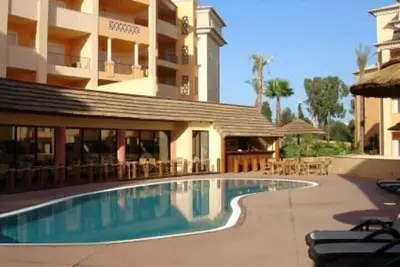 Image de Luxury 3 Bedroom Apartment