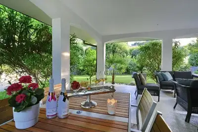 Image de Italia Living Villa avec vue exclusive sur le lac de Garde