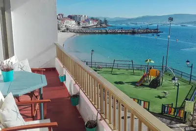 Image de Vues à la mer! Devant la plage 5 km de Sanxenxo. Wifi gratuit