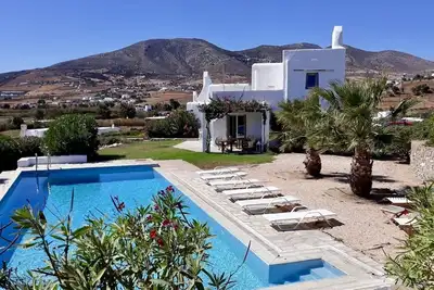 Image de Paros, Drios Golden Beach:  belle villa, grande piscine privé, vue s/mer unique