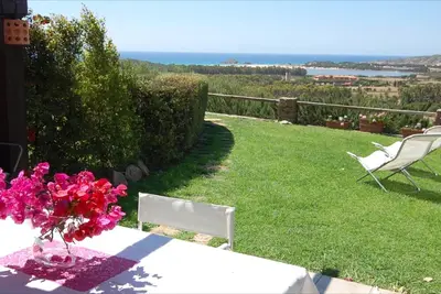 Image de vue spectaculaire sur la mer, maison adaptée aux familles et aux couples, animaux acceptés