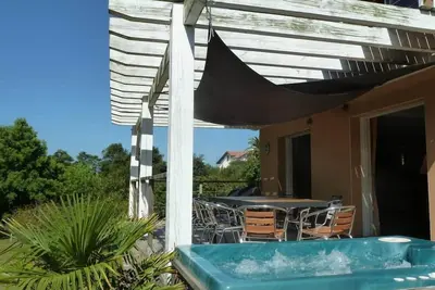 Très agréable maison 'nature', à deux pas des plages de Biarritz Sud