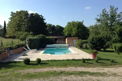 Image de Au cœur de la Provence studio indépendant de 25m2 avec vue sur les collines