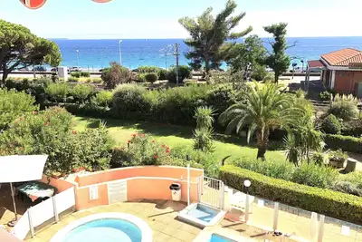 Image de Cannes - Appart vue mer, front de mer, piscine, jardin, internet, climatisation