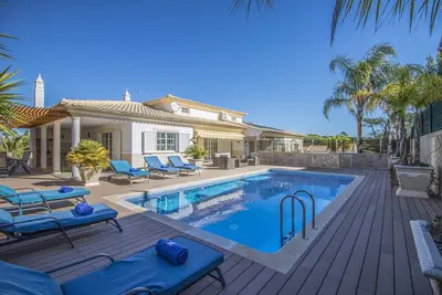Image de Villa Joy | 4 Chambres | a Pied de la Plage | Olhos de Água
