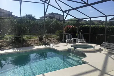 Image de Villa de luxe 4 chambres - Highgate Hideaway - 15 minutes de Disney