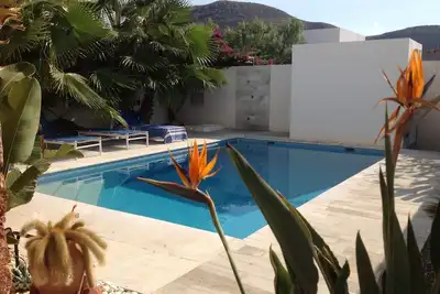 Image de villa moderne avec wifi piscine privée a 300 m de la plage a Las Negras