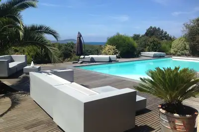 Image de Porticcio:  Bel appartement dans grande maison