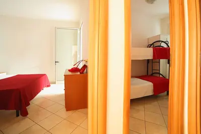 Image de Appartement avec 4 lits au rez-de-chaussée (Aphrodite) et à 100 m de la plage