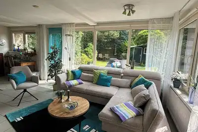 Image de Oasis de bien-être en bord de mer, bungalow, 4 lits, terrasse ensoleillée, 10 minutes à pied de la plage