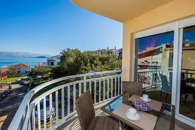 Image de Appartements Nada Trogir-Arbanija, Une belle application. avec vue mer, à 100 m de la plage